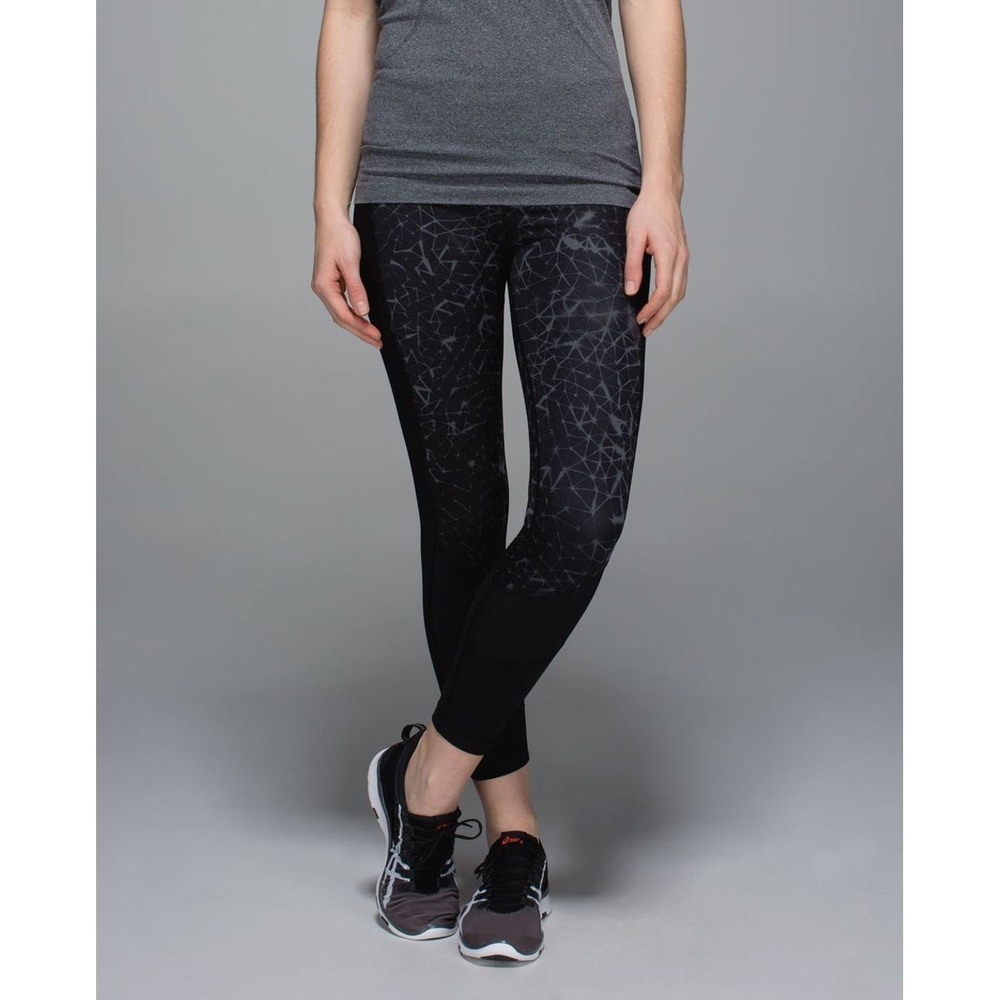 Lululemon Trail Bound 7/8 Tight Luxtreme Star Crushed Coal Black Legging Sz 4